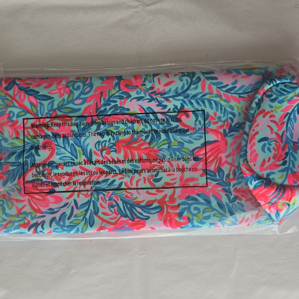 Lilly Pulitzer Wine Bag - Picture 8 of 8